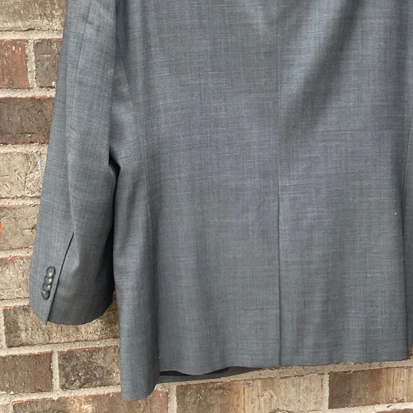 🔥 Take 50% OFF- Jos. A. Bank Men's Gray Suit Blazer